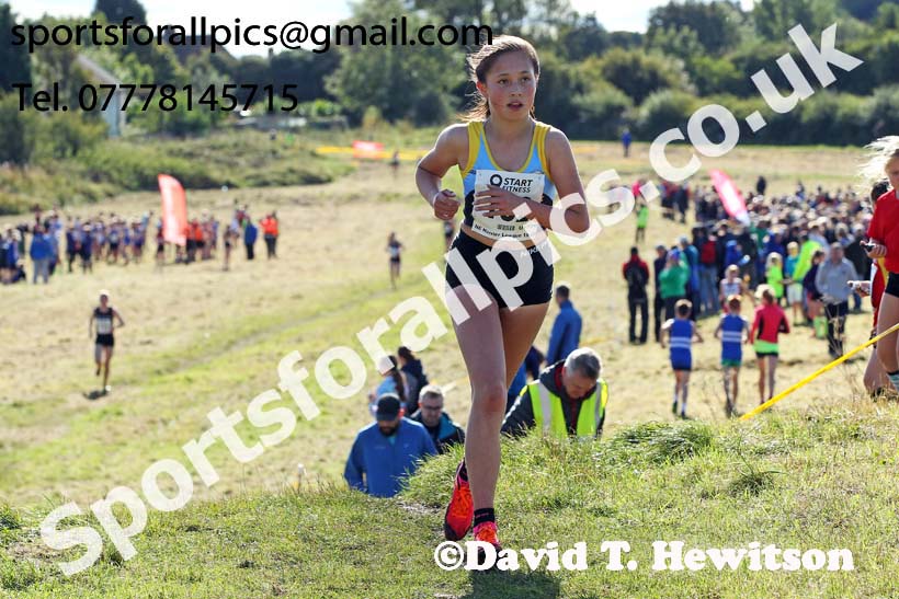 Womens under-17s  and under-20s 2019 Start Fitness Harrier league, Wrekenton, Gateshead. Photo: David T. Hewitson/Sports for All Pics